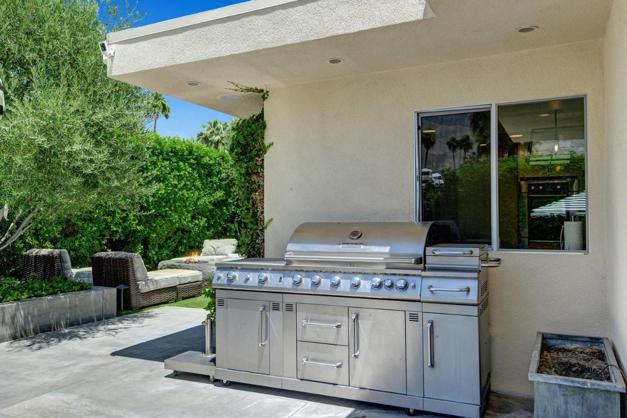 Canyon Palms Estate- Ultra-Luxe, Pool, Spa, Firepit, Outdoor Kitchen & More Palm Springs Exterior foto
